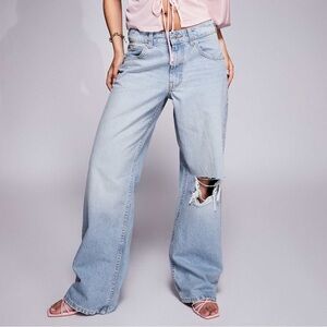 Asos Design Low Rise Baggy Wide Leg Jeans - Light Wash